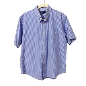 Lands’End Men’s blue white striped summer Vacation short sleeve buttonup shirt M